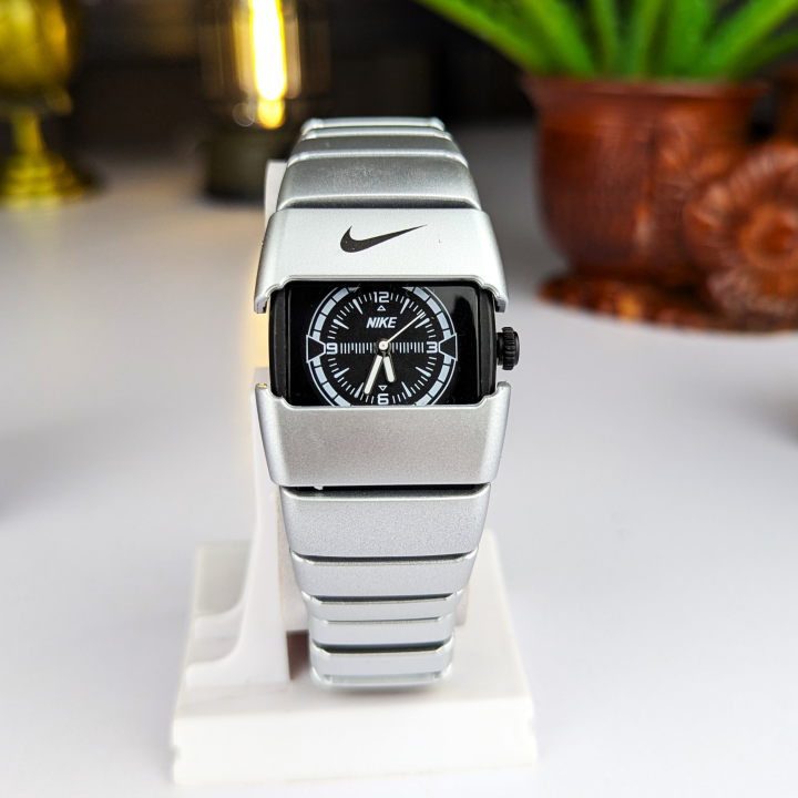 RC%20Nikee%20Chain%20Watch%20Time%20Lovr's%20-%20Image%2010
