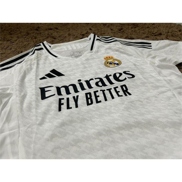 Real%20Madrid%2024/25%20Home%20Kit%20%E2%80%93%20Show%20Your%20Passion%20with%20Premium%20Quality%20-%20Image%203