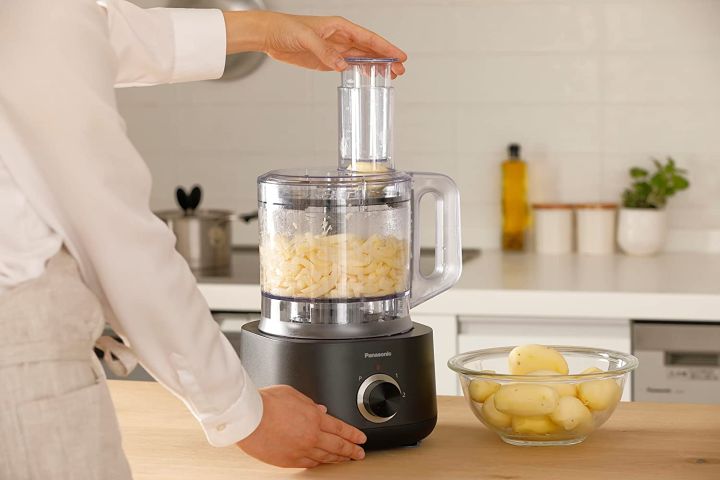 Panasonic%20MK-F510%20Multi%20Functional%2025-in-1%20Food%20Processor%20with%20Free%20Delivery%20-%20Image%206