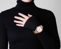 NAVIFORCE NF5044F Simple Square Women’s Watch Waterproof Luminous Casual Quartz Watch.