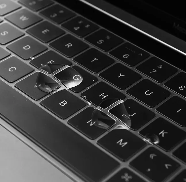 Laptop%20Keyboard%20Protector%20Any%2015.6%20Inch%20-%20Transparent%20-%20Image%203