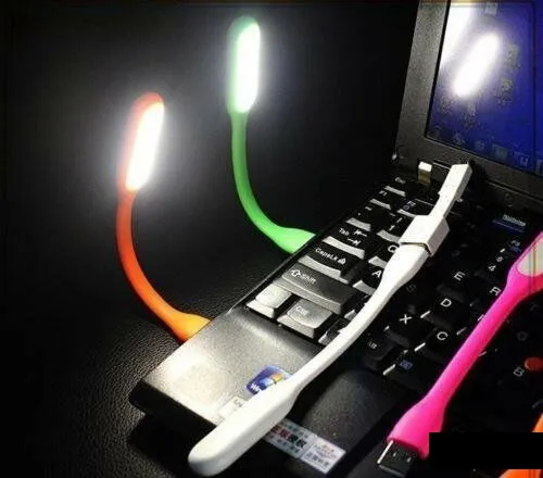 Mini%20USB%20WHITE%20LIGHT%20LED%20Light%20Super%20Bright%20Mini%20USB%20Power%20LED%20Light%20Portable%20Night%20Light%20For%20Laptop%20PC%20Desktop%20Power%20Bank%20-%20Image%204