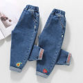 Spring and autumn new girls jeans 3 years old 5 foreign style children loose wear children's baby pants tide.