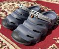 Casual New Super Comfortable Soft Hollow-out Clogs Breathable Non-Slip Outdoor Half Shoes Sandals for Men. 