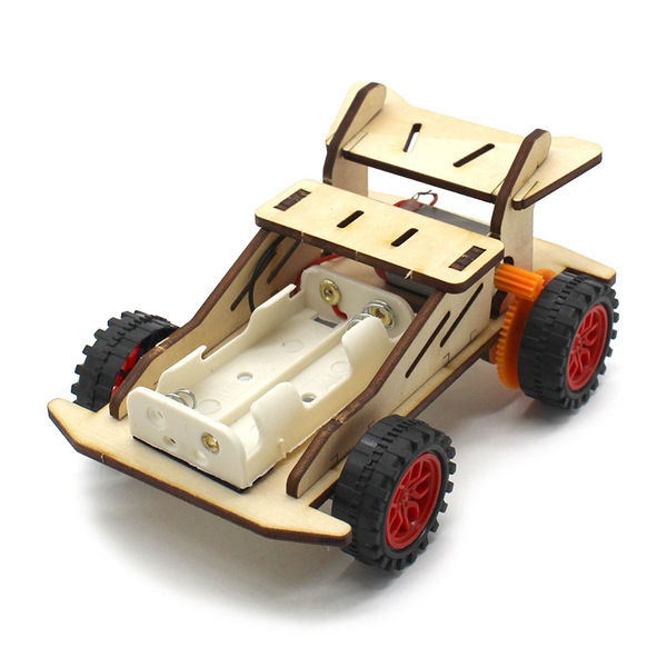 WT0001 Swift Motion – Four Wheeled DIY Wooden Toy Car Kit