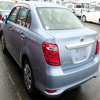 Toyota%20Axio%202015%20shape%20Car%20-%20Image%204