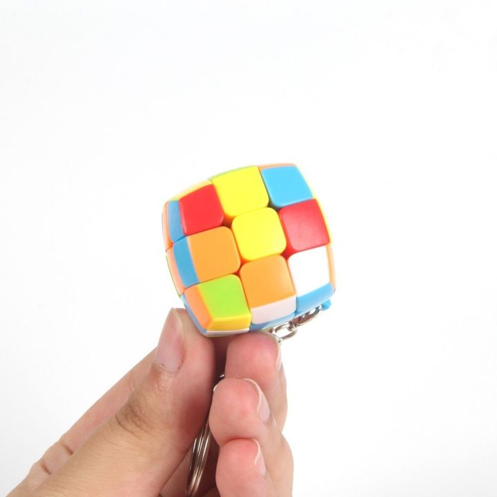 Mini%20Cube%203x3x3%20Keychain%20Magic%20Cubes%20Puzzle%20Mofangge%20for%20Beginner%20Professional%20Cubo%20Magico%20Toys%20for%20Children%20Kids%20-%20Image%205