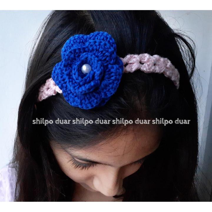 Crochet baby headband for girls