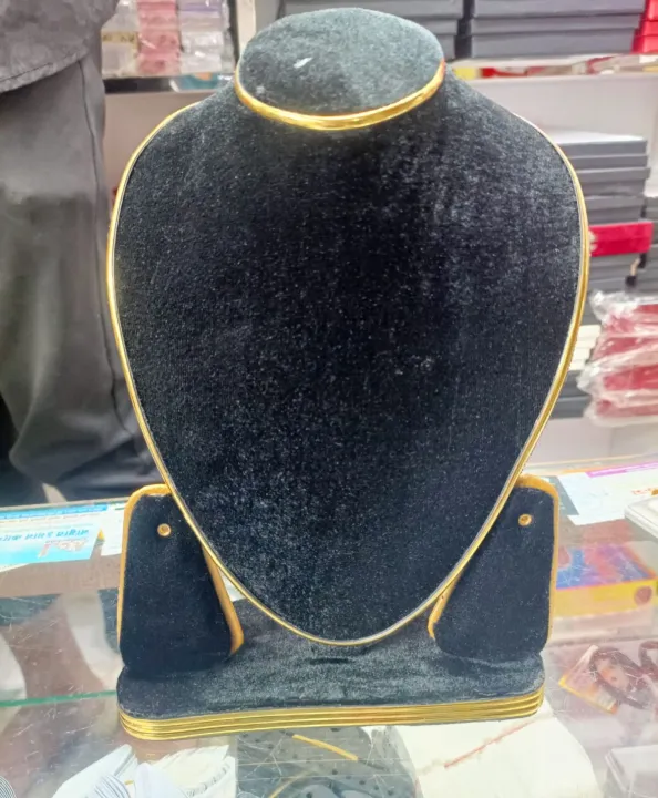 Elegant%20Black%20Leather%20Jewelry%20Display%20Stand%20for%20Necklaces,%2010-inch%20Display%20Holder%20for%20Women%20Fashion%20Jewellery%20-%20Image%202