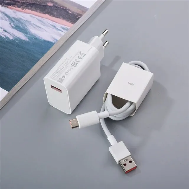 Fast%20Charger%2027%20Watt%203.0%20Quick%20Charge%20Adapter%20USB%20Type-C%20-%20Image%203