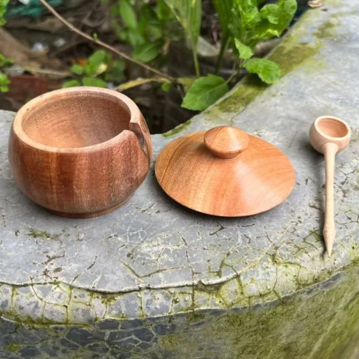Round%20Shaped%20Wooden%20Sauce%20Box%20With%20Lid%20and%20Spoon%20/Wooden%20Sugar%20Bowl/Jar%20Salt%20Container%20-%20Image%208