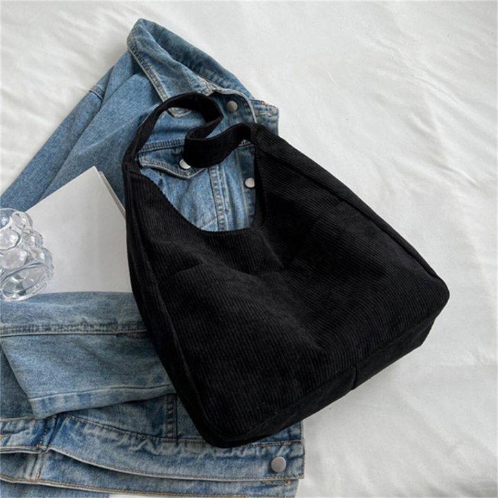 Large%20Capacity%20Tote%20Bags%20Women's%20New%20Trendy%20Shoulder%20Bag%20Simple%20And%20Versatile%20Commuter%20Bag%20Fashion%20Trendy%20Student%20Classroom%20Bags%20-%20Image%205