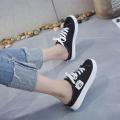2023Spring and Summer New Canvas Shoes Female Students Half Slippers Slip-on Lofter Versatile Breathable Casual White Shoes Fashion.
