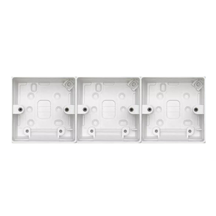 6%20Pin%20Combined%20Socket%20Ceramics%20&%204%20Gang%20Switch%20With%20Fan%20Regulator%203%20In%201%20Full%20Room%20Cover%20With%203%20Gang%20MK%20Box%20-%20Image%204