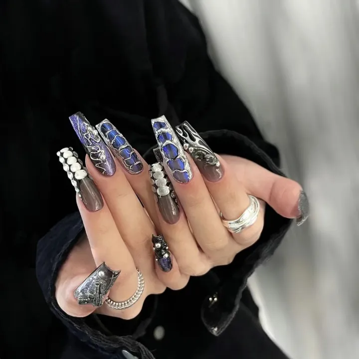 24pcs Blue Snake Pattern False Nails Cool Punk Style Wearable Long Coffin Ballet Artificial Nail Tip Press on Nail