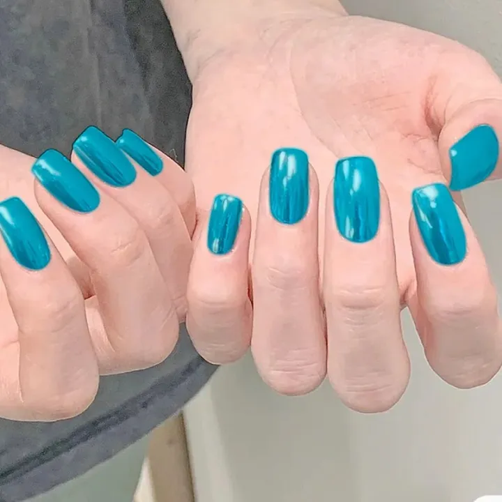 24pcs/set%20short%20nails%20metallic%20red%20black%20rose%20green%20blue%20silver%20golden%20square%20tips%20mirror%20effect%20press%20on%20false%20nail%20art%20-%20Image%207