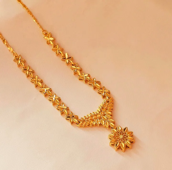 Luxury%20Design%20Fashionable%20New%20Model%20Charming%20%20Necklace%20For%20Women%20&%20Girls%20Party%20Necklace%20-%20Image%204