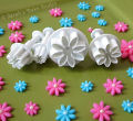 4pcs Sets Daisy Flower Fondant Plunger Cutter Cake Decorating Tool Cake Cutter Plunger Mould Bakeware Tool. 
