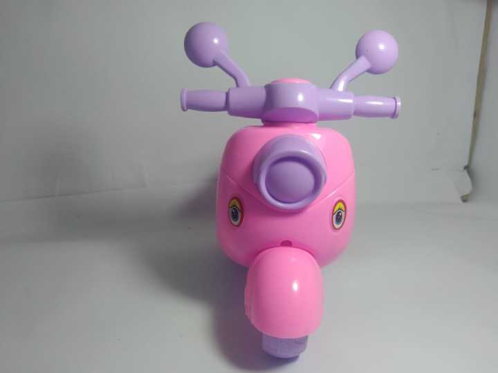 Vespa%20Scooter%20Toys%20Pull%20String%20for%20Toys%20with%20Light%20-%20Car%20Toy%201pc%20-%20Image%203