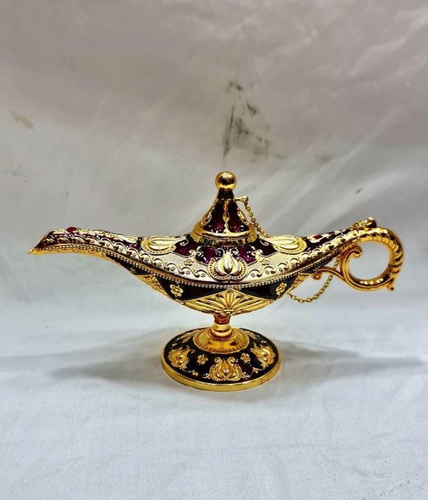 Aladin%20Lamp%20/%20Prodip%20Showpiece%20Magic%20Lamp/%20Classic%20Metal%20Carved%20Aladdin%20Lamp%20Light%20Wishing%20Tea%20Oil%20Pot%20and%20jewelry%20box%20-%20Image%202
