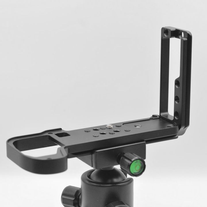 Quick%20Release%20Plate%20Camera%20Hand%20Grip%20Vertical%20Bracket%20for%20GFX100S%2050SII%20Camera%20Quick%20Release%20L%20Plate%20Black%20-%20Image%208