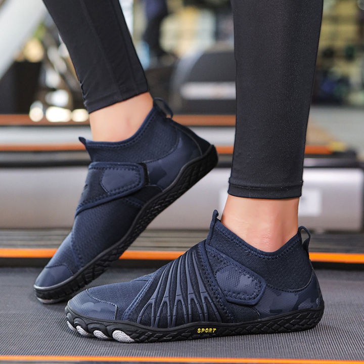 Indoor%20Fitness%20Shoes%20Men's%20Summer%20Breathable%20Treadmill%20Shoes%20Women's%20Yoga%20Fitness%20Pilates%20Barefoot%20Sports%20Shoes%20Lightweight%20-%20Image%202