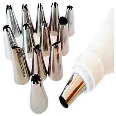 12%20Piece%20Cake%20Decorating%20Set%20Frosting%20Icing%20Piping%20Bag%20Tips%20with%20Steel%20nozzles%20-%20Image%203