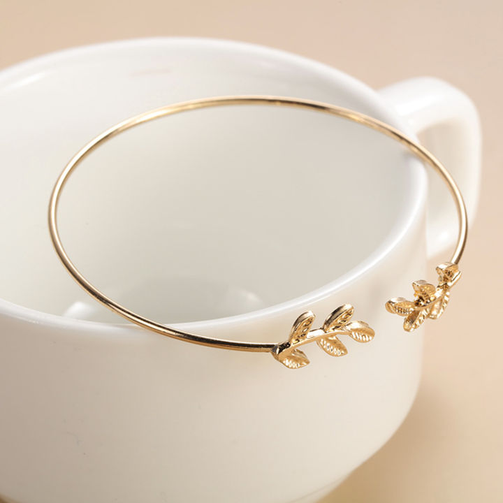 New%20Trendy%20Fashionable%20Adjustable%20Opening%20Bracelets%20for%20Girls%20Simple%20Stylish%20-%20Fashion%20Jewelry%20Ornaments%20for%20Valentine%20Gift%20for%20Girls%20-%20Image%208