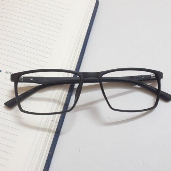New%20Geometric%20Shape%20Eyeglass%20black%20frame%20for%20men%20&%20women%20<%20lightweight%20tr90%20eyewear%20eyeglass%20optical%20frame%20-%20Image%203