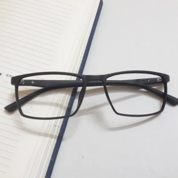 New%20Geometric%20Shape%20Eyeglass%20black%20frame%20for%20men%20&%20women%20<%20lightweight%20tr90%20eyewear%20eyeglass%20optical%20frame%20-%20Image%203