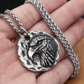New Vintage Domineering Eagle Head Pendant Necklaces 316L Stainless Steel American Animal Necklace For Man Punk Biker Jewelry.