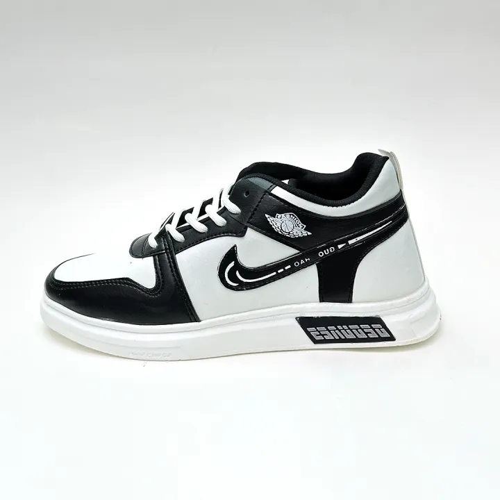 New%20Black%20and%20White%20Collection%20Stylish%20and%20Fashionable%20Summer%20and%20Winter%20Exclusive%20Sneakers%20Converse%20Shoes%20for%20Men%20-%20Image%203