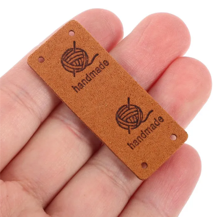 50Pcs%20Faux%20Leather%20Label%20Handmade%20Tag%20Label%20Folding%20Handmade%20Tags%20Button%20with%20Holes%20Embossed%20Tag%20Embellishment%20Knit%20-%20Image%206