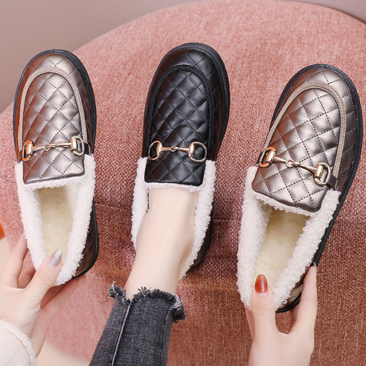 Old%20Beijing%20cloth%20shoes,%20thick-soled%20snow%20boots,%20winter%20women's%20short%20cotton%20shoes,%20Korean%20version%20of%20versatile,%20velvet,%20thickened,%20warm%20and%20fashionable%20cotton%20slippers%20-%20Image%202