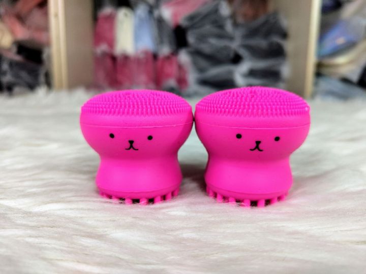 Octopus%20facial%20cleaning%20small%20brush,%20Silicone%20octopus%20face%20massage%20brash,%20Silicon%20makeup%20brash%20cleaner%20,Face%20Messenger%20-%20Image%206