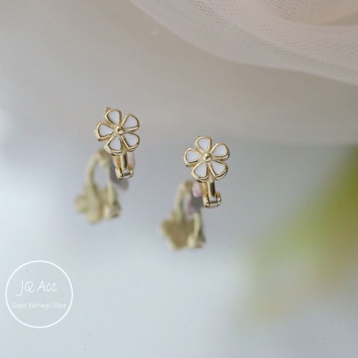 14k%20Flower%20Hoop%20Earings%20for%20Women%20Hikaw%20Silver%20Earrings%20Gold%20Non%20Tarnish%20Hypoallergenic%20earings%20for%20kids%20-%20Image%209
