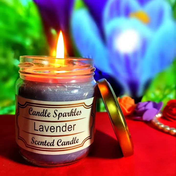 Lavender%20Scented%20Candle%20-%20Image%202