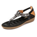 shoes spring 2023 new T-shaped rhinestone beaded sandals Clip-toe beach flat sandals cross-border women's shoes. 