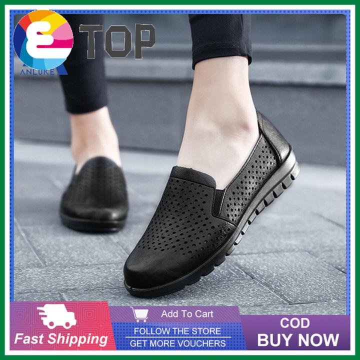 Women Shoes Hollow Breathable Slip on Shoes Fashion Comfortable Loafers Soft Bottom Flats Shoes for Women Leather Shoes Kasut Perempuan