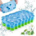 37 Cavities Honeycomb Shaped Stackable Durable Dishwasher Safe Silicone Ice Cube Tray Mold Maker With Lid. 