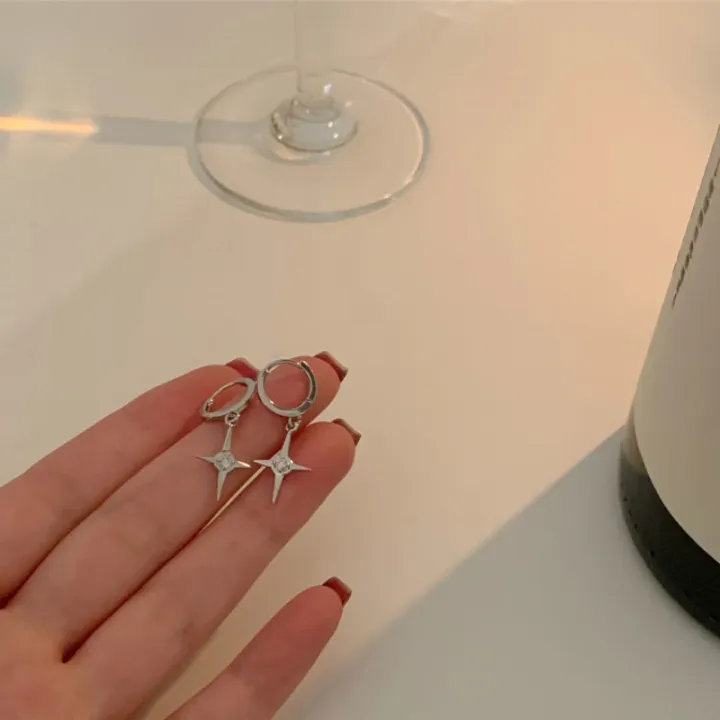 Color%20Metal%20Stars%20Pendant%20Earring%20Simple%20Inlaid%20Rhinestone%20Cross%20Drop%20Earrings%20Y2K%20Creative%20Dangle%20Earrings%20Korean%20INS%20Style%20Personality%20Sweet%20Cool%20Girl%20Fashion%20-%20Image%206
