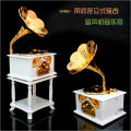 Bazyin Speaking Machine does not bring a mixed batch of Shanghai beach retro vocal machine music box couple music box. 