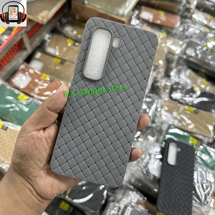 Infinix%20Hot%2050%204G%20Back%20Cover%20Soft%20Touch%20Premium%20Pati%20Slim%20Mobile%20Case%20For%20infinix%20hot%2050%20Phone%20Case%20-%20Image%202