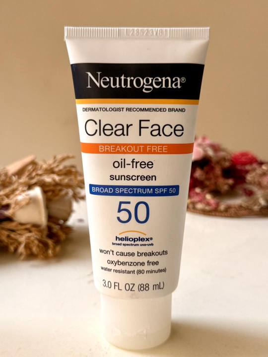 Original USA made Neutrogena clear Face oil free Sunscreen spf 50 88 ml