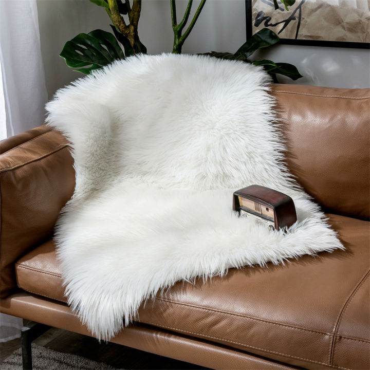 Fluffy%20Fur%20Carpet%20Rugs,%20Soft%20Hairy%20Fur%20Rugs%20Washable%20Faux%20Fur%20Rug%20For%20Kids%20Bedroom%20Home%20Decoration%20Sofas%20Cushions%20Mat%20Soft%20Carpet%20Sheepskin%20Rug%20(1pc%20,%203x2%20feet)%20-%20Image%206