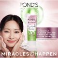 Pond's Bright Miracle Ultimate Pore Clear Clay-BHA Facial Scrub 100ml. 