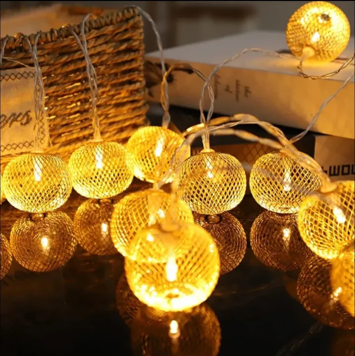 Metal%20fairy%20light%20Mini%20bulb%20shape%20lantern/%20jhumka%20-%20Image%203