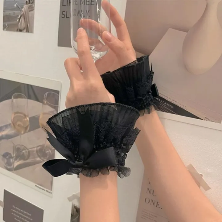 Floral%20Lace%20Cuffs%20Stretch%20Bracelet%20Lace%20Wrist%20Cuffs%20Short%20Sleeves%20Y2K%20Fashion%20Costume%20Accessory%20Black%20White%20-%20Image%203