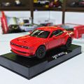 1:32 Dodge Challenger Hellcat SRT Die-Cast Vehicles Alloy Model Car Toys For Gift Collection.
