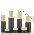 Atomizer Glass Perfume Bottle Empty Refillable Bottle Fragrance Spray Bottle with Bamboo Cap.